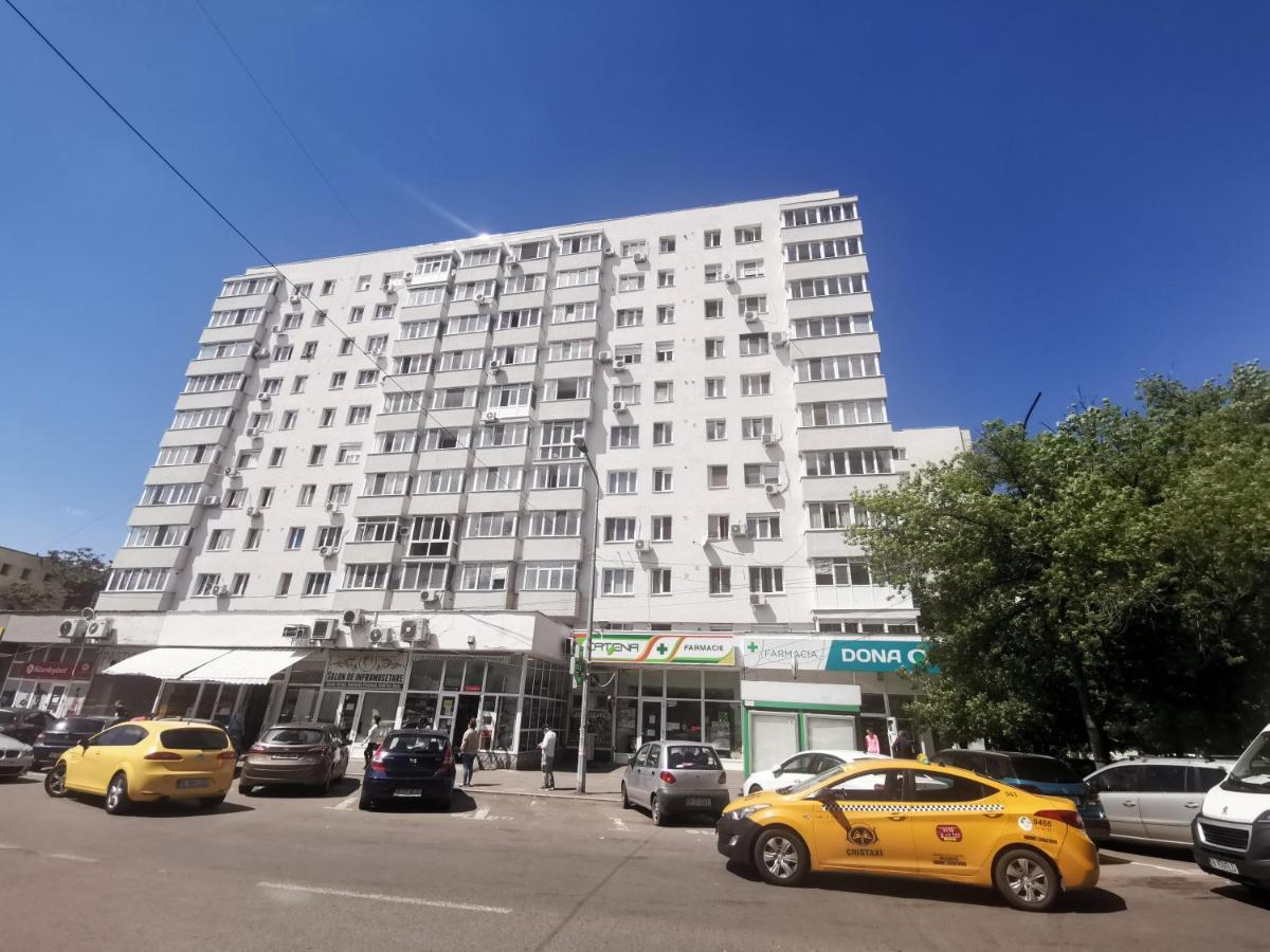 Sunset Bucharest Apartment Bagian luar foto