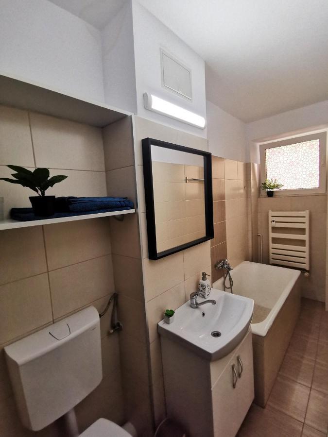 Sunset Bucharest Apartment Bagian luar foto