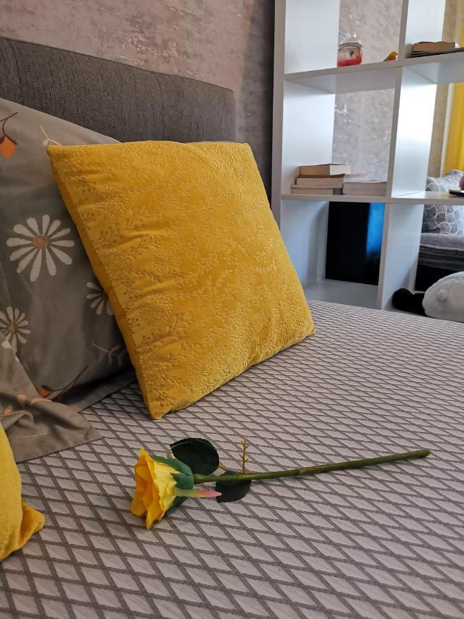 Sunset Bucharest Apartment Bagian luar foto